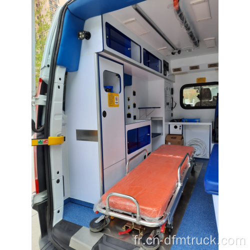Ambulance de transit Ford essence 4x2